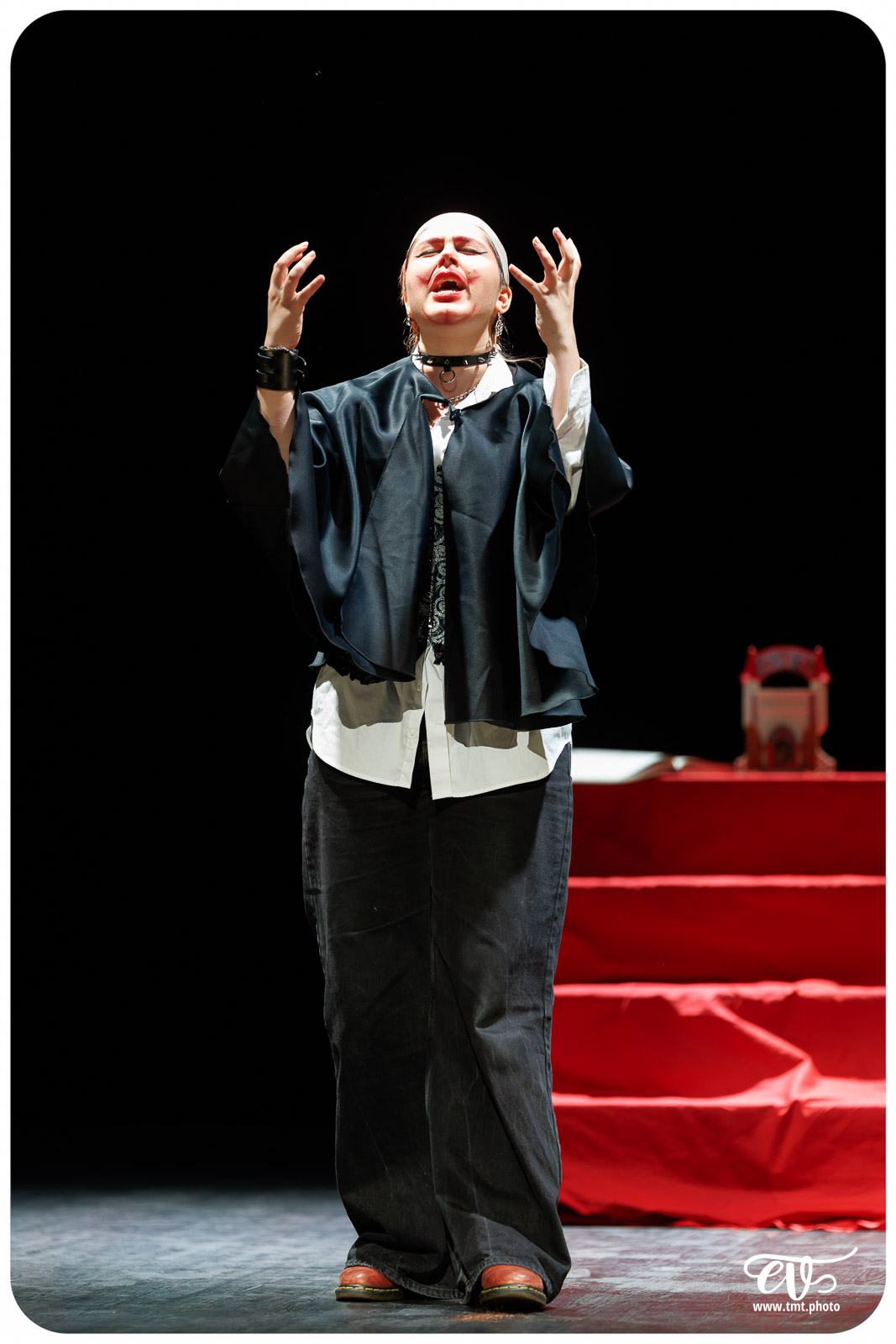 BLANCHE-NEIGE FOUTUE FORET